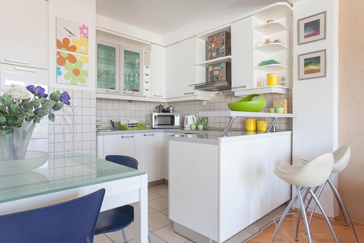 Red Apartment スコピエ エクステリア 写真